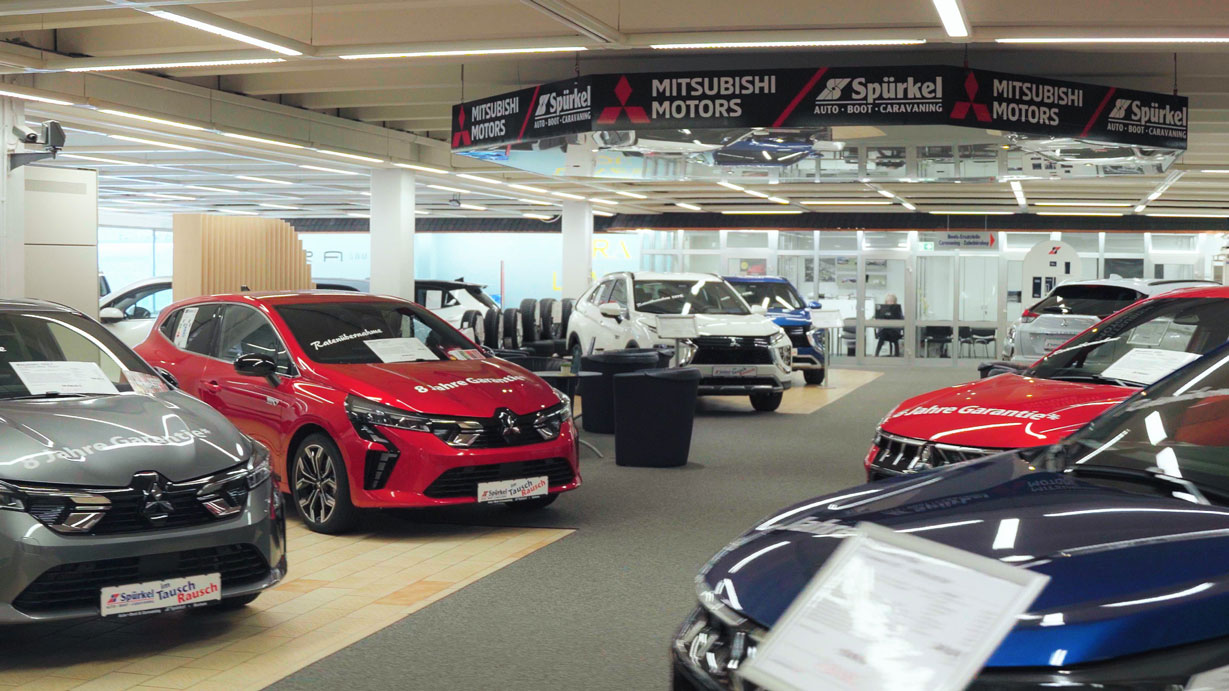 Ausstellung von Mitsubishi Space Star, Mitsubishi Eclipse Cross und Mitsubishi Colt – Mitsubishi kaufen